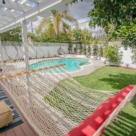 Enchanting Sherman Oaks Home With Pool Permit #Hsr Two One Zero Zero 2605 Los Angeles Exterior photo