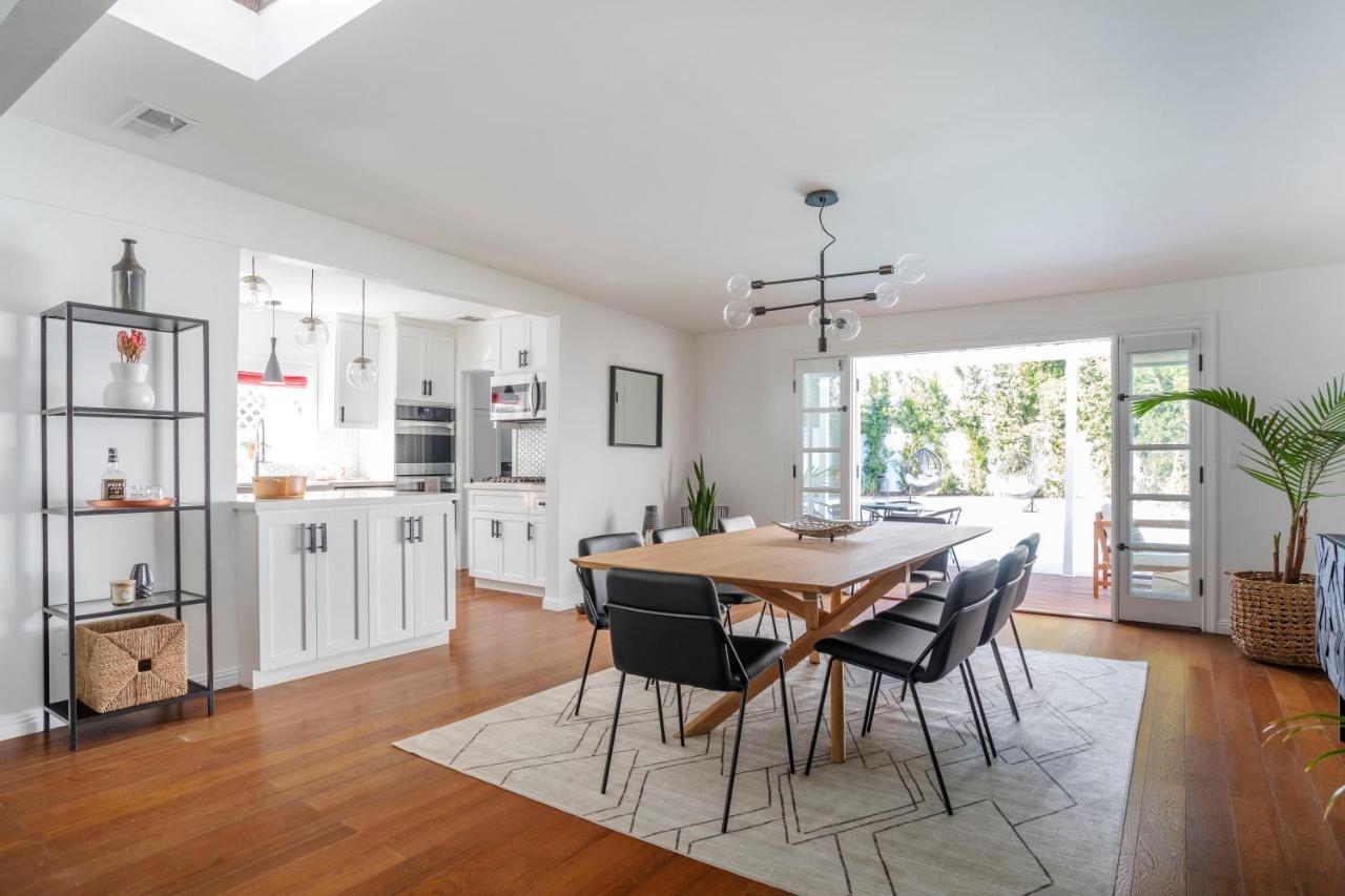 Enchanting Sherman Oaks Home With Pool Permit #Hsr Two One Zero Zero 2605 Los Angeles Exterior photo